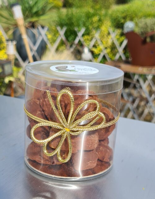 La boite de truffes chocolat noir, enrobées de cacao, saveur café